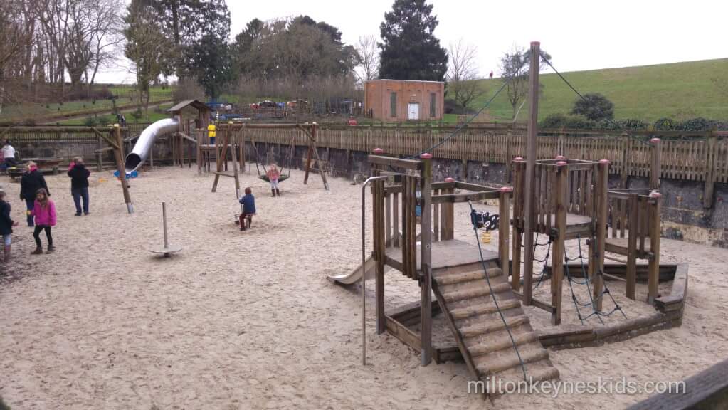sand and water play area at Sywell Country Park