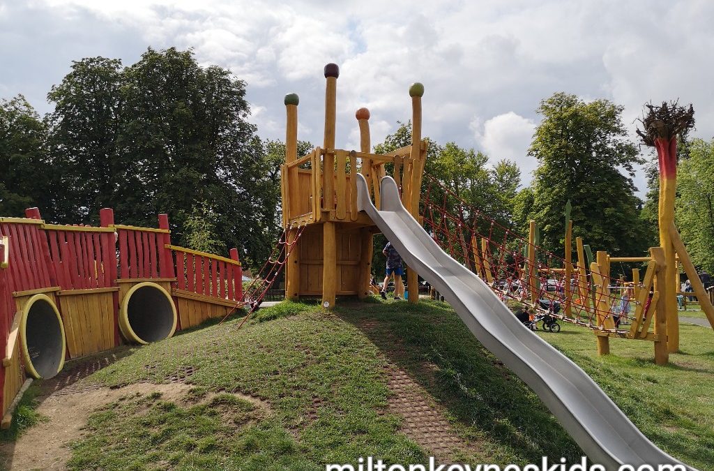 Big slide in the play area at Leavesden Country Park