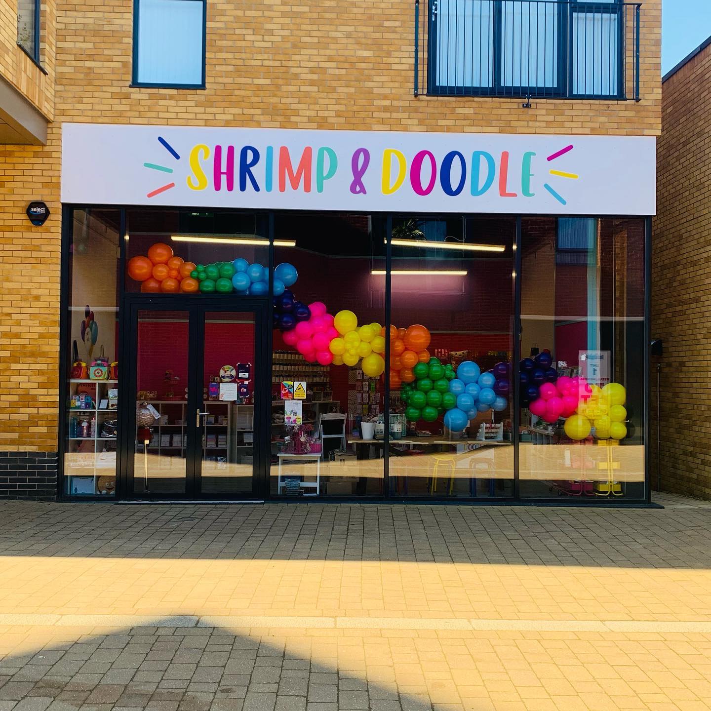 Shrimp and doodle shop
